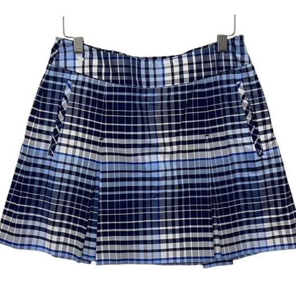 Liz Golf Dresses & Skirts - Liz Golf Skort front pockets‎ and one back pocket side zip blue plaid Size 4